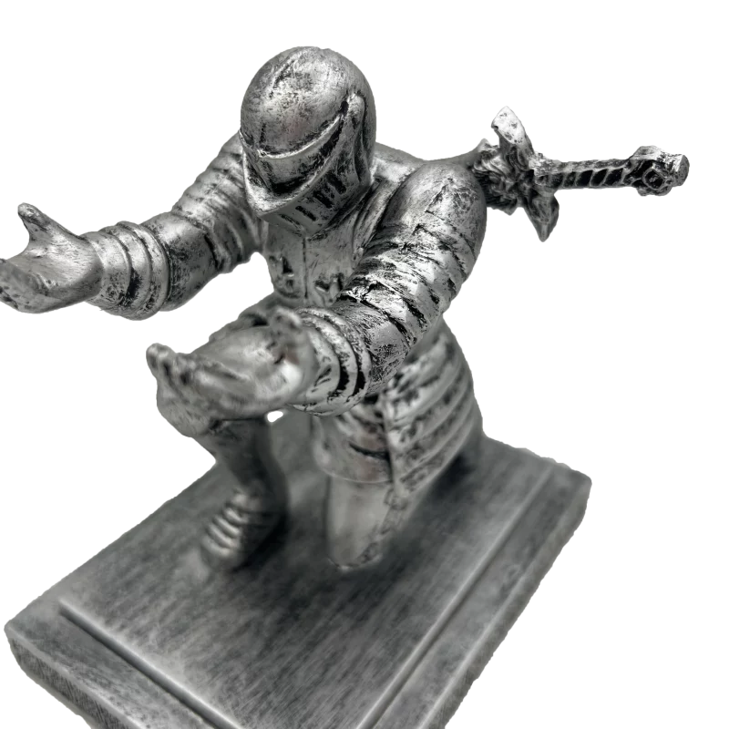 dark souls knight 04 scaled